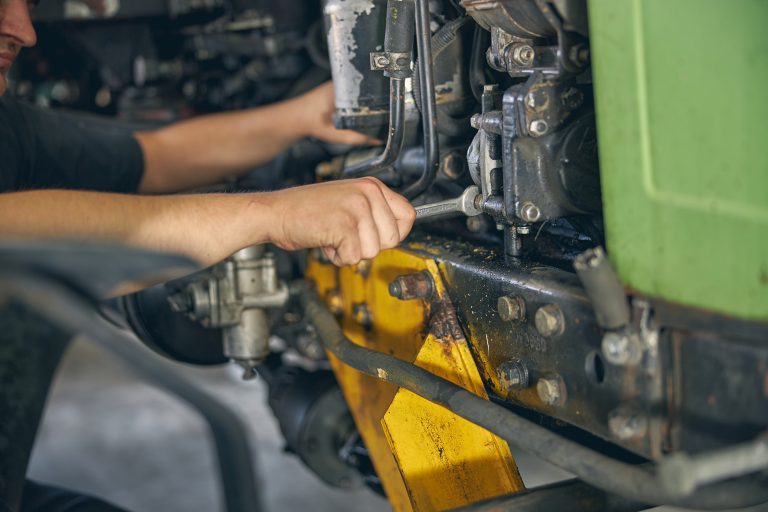 ტრაქტორის მოვლა